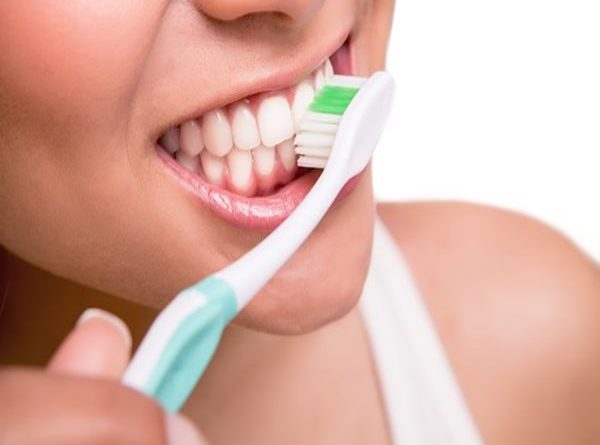 How to keep your teeth clean and healthy