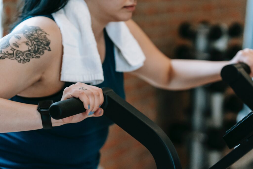 Here are some important ways to reduce weight with indoor cycling: 